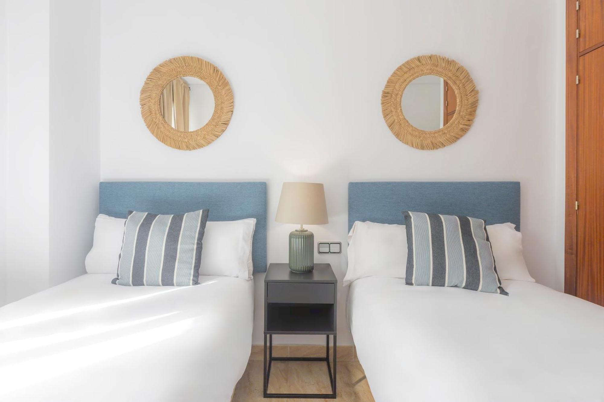 Apartamentos Moon Dreams Puerto El Puerto de Santa María Exterior foto